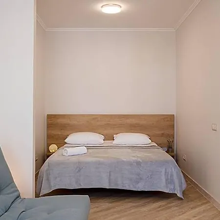 Lakki Hotel